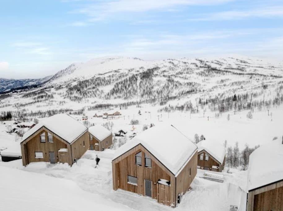 Flygende Utsiktshytte Med Magisk Utsikt Согндал Экстерьер фото